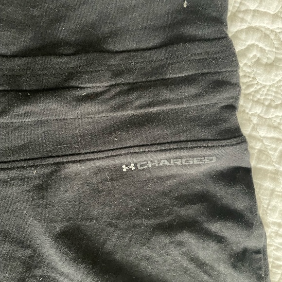Under Armour soft workout shorts (women) - Picture 2 of 5